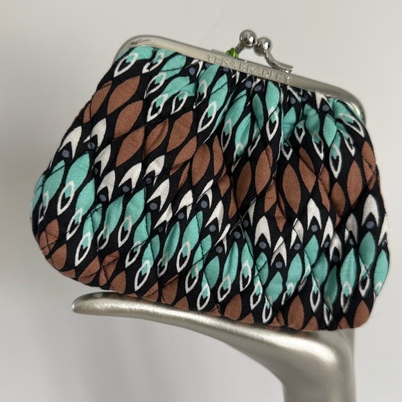 Vera Bradley Kiss Kiss Coin Purse Sierra Stream - Picture 3 of 5